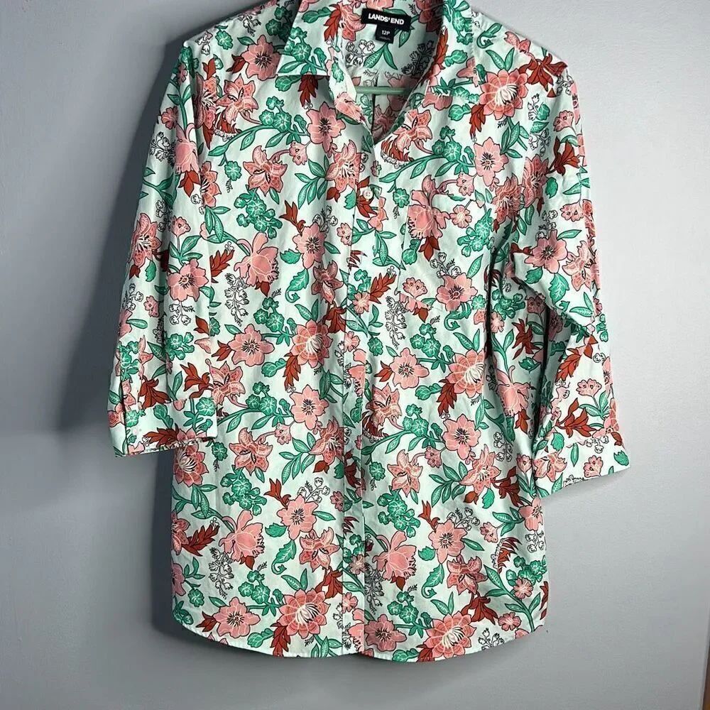 Lands’ End Button Down Floral Blouse 3/4 Sleeves No Iron Supima